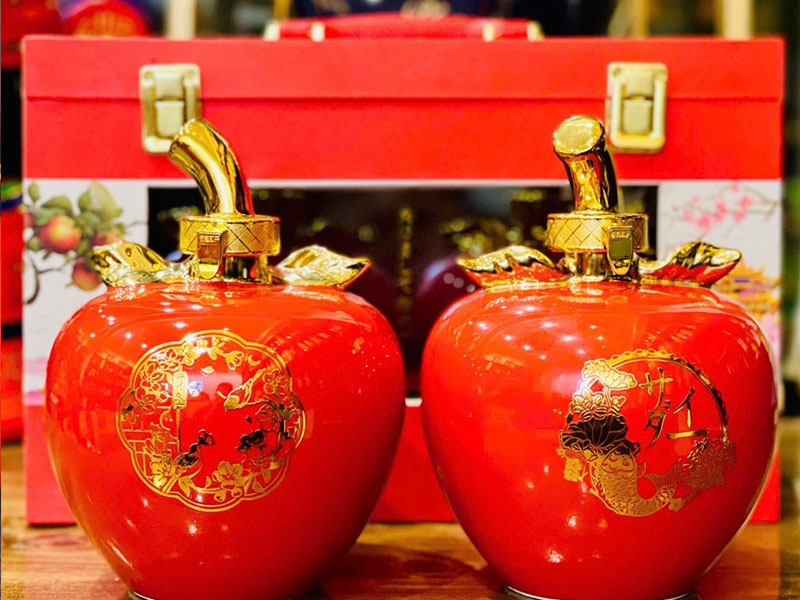 Rượu whisky táo nhật bản