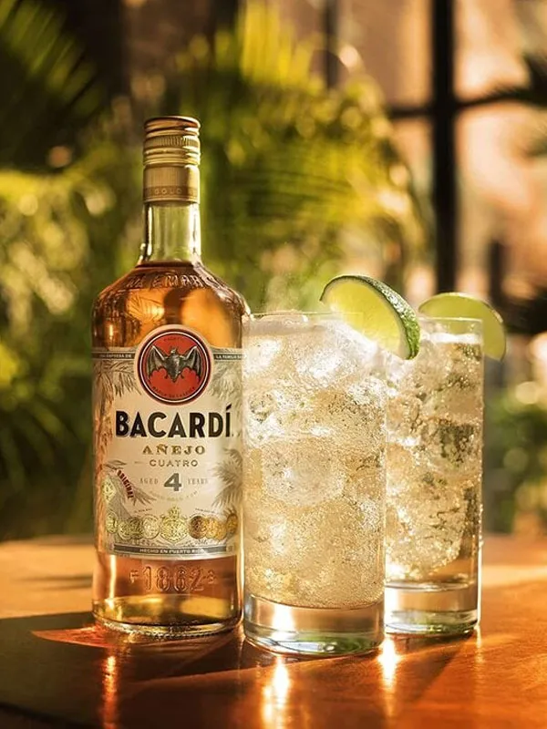 Bacardi anejo cuatro 4 năm