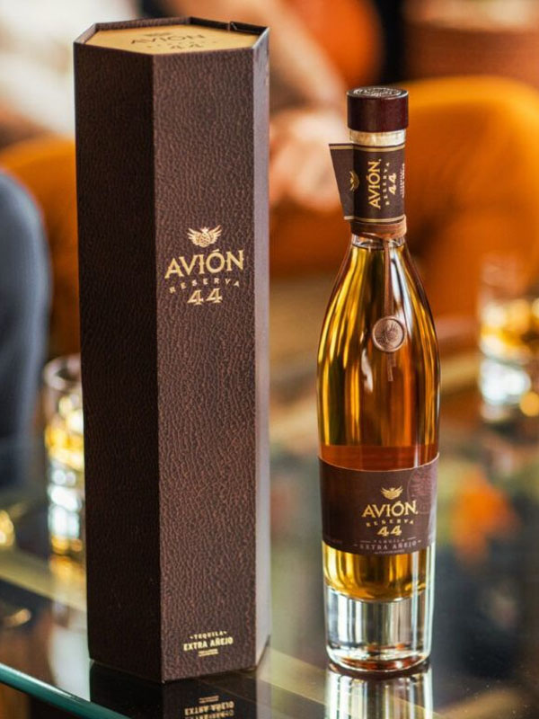 Rượu tequila avion reserva 44