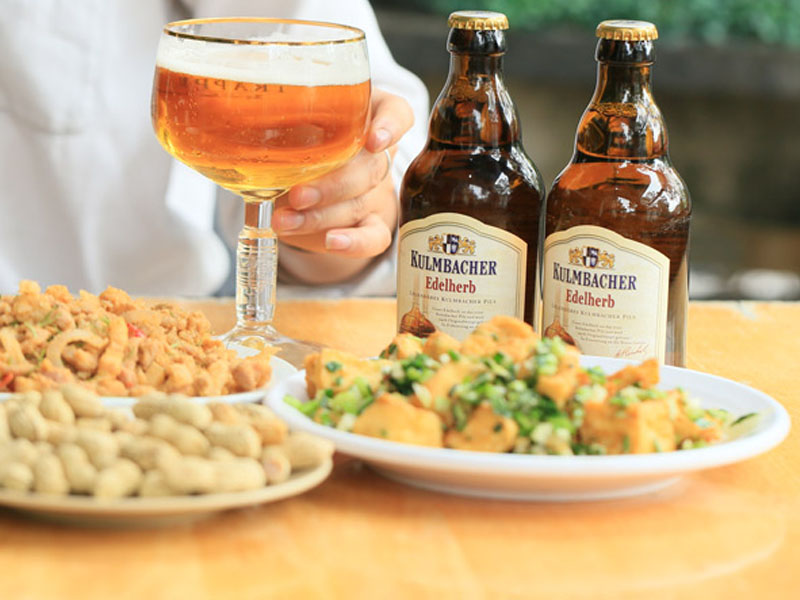 Bia chai kulmbacher edelherb pils