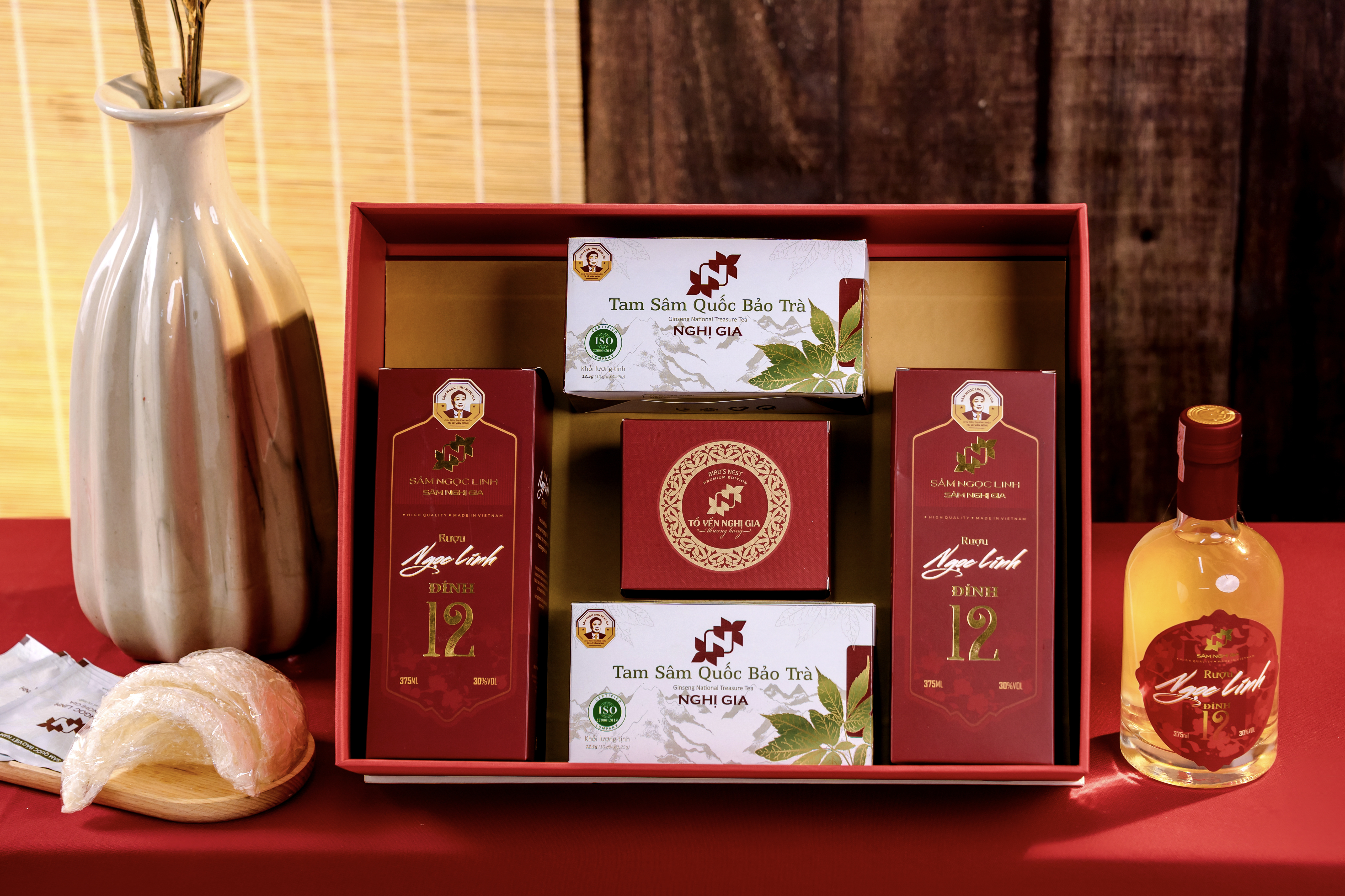 Set Quà Tết Sâm Ngọc Linh Yến Sào SNG4