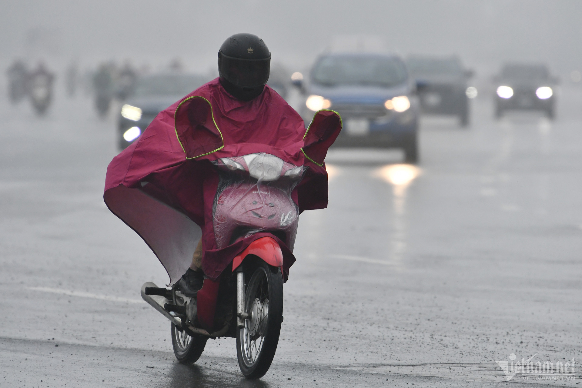 Thời tiết Hà Nội 3 ngày tới: Tiếp tục mưa lớn trước khi nắng trở lại